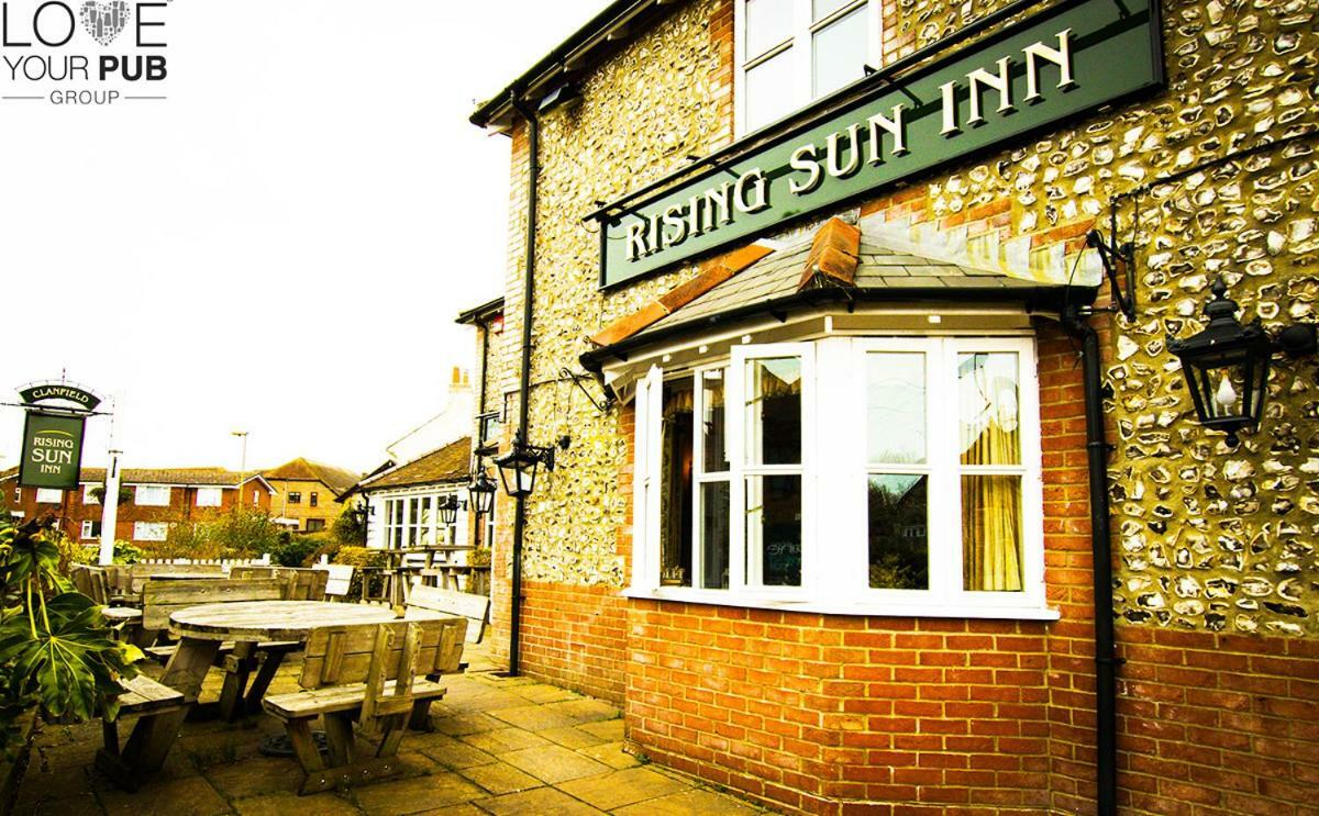 The Rising Sun Inn Waterlooville Zewnętrze zdjęcie